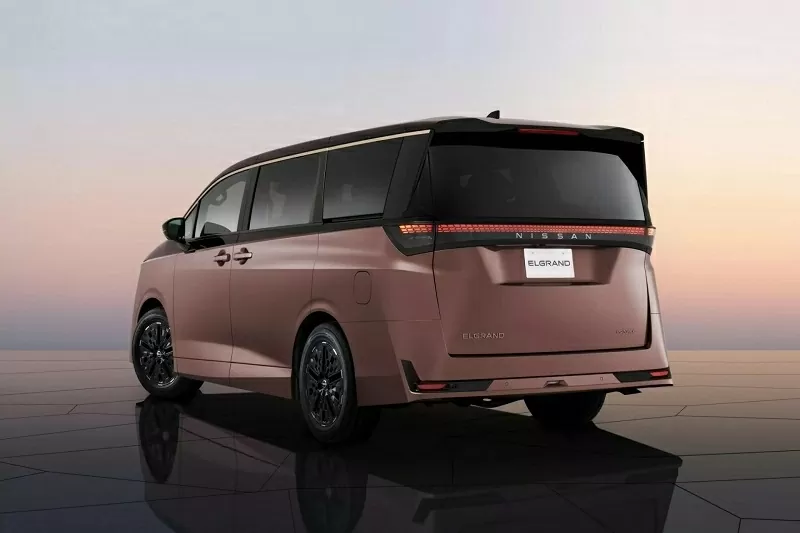 Nissan Elgrand thế hệ mới được trang bị hệ thống ProPILOT thế hệ mới, minh chứng cho bước tiến mạnh mẽ của hãng trong lĩnh vực tự động hóa. Nissan Elgrand thế hệ mới được trang bị hệ thống ProPILOT thế hệ mới, minh chứng cho bước tiến mạnh mẽ của hãng trong lĩnh vực tự động hóa.