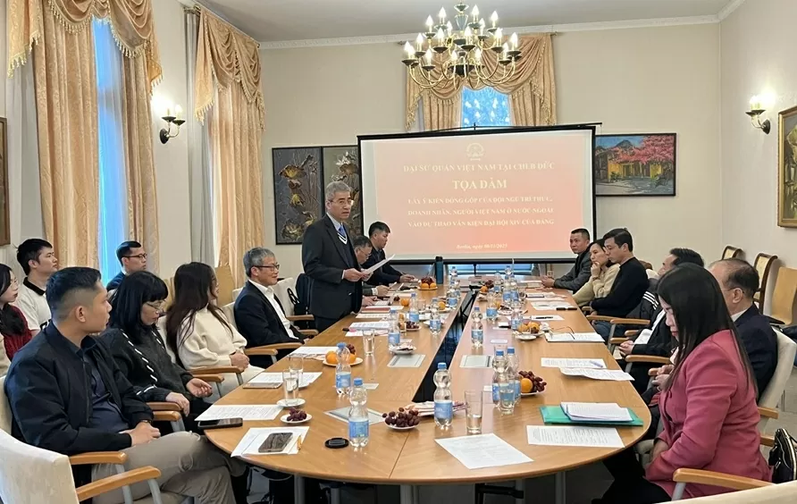 Trí thức, doanh nhân, kiều bào Việt Nam tại Đức đóng góp ý kiến dự thảo văn kiện Đại hội XIV của Đảng Trí thức, doanh nhân, kiều bào Việt Nam tại Đức đóng góp ý kiến dự thảo văn kiện Đại hội XIV của Đảng