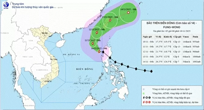 Bão số 14 di chuyển trên vùng biển phía Đông khu vực Bắc Biển Đông