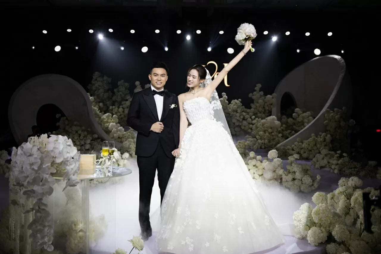 Đầm cưới Hoa hậu Đỗ Thị Hà