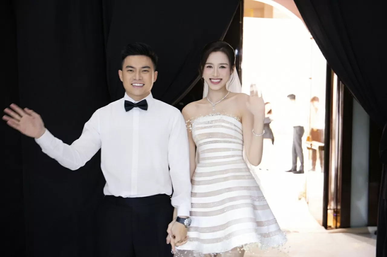 Đầm cưới Hoa hậu Đỗ Thị Hà