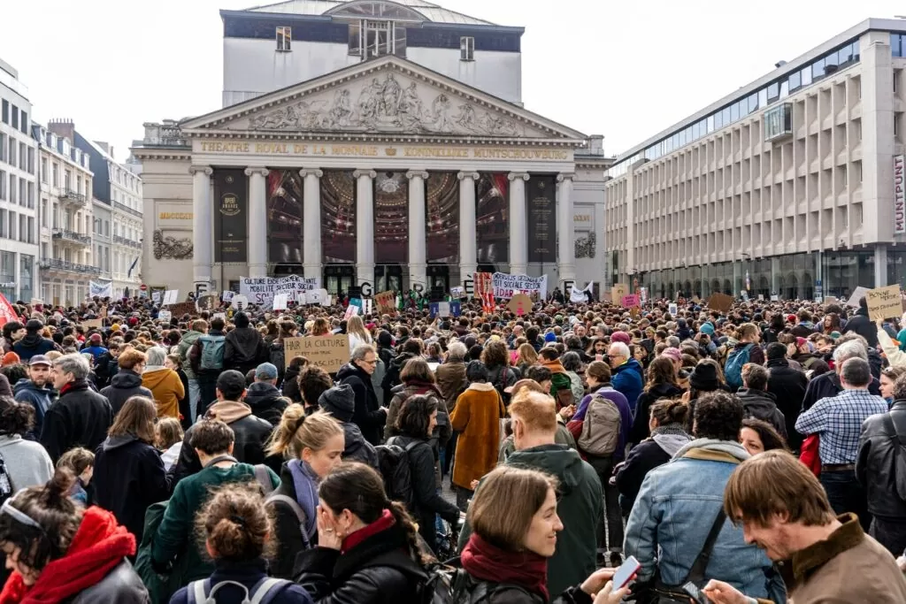 (Nguồn: transform!europe)