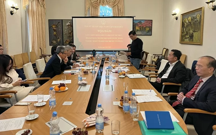 Trí thức, doanh nhân, kiều bào Việt Nam tại Đức đóng góp ý kiến dự thảo văn kiện Đại hội XIV của Đảng Trí thức, doanh nhân, kiều bào Việt Nam tại Đức đóng góp ý kiến dự thảo văn kiện Đại hội XIV của Đảng