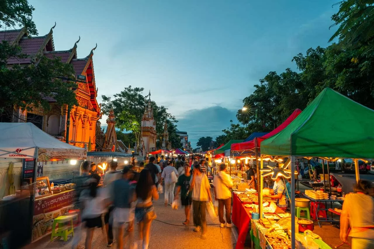 (Nguồn: Asia King Travel) (Nguồn: Asia King Travel)