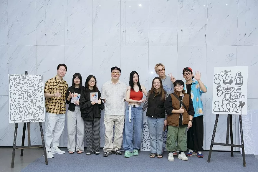 Các họa sĩ pop art nổi tiếng Hàn Quốc giao lưu tại Hà Nội Các họa sĩ pop art nổi tiếng Hàn Quốc giao lưu tại Hà Nội