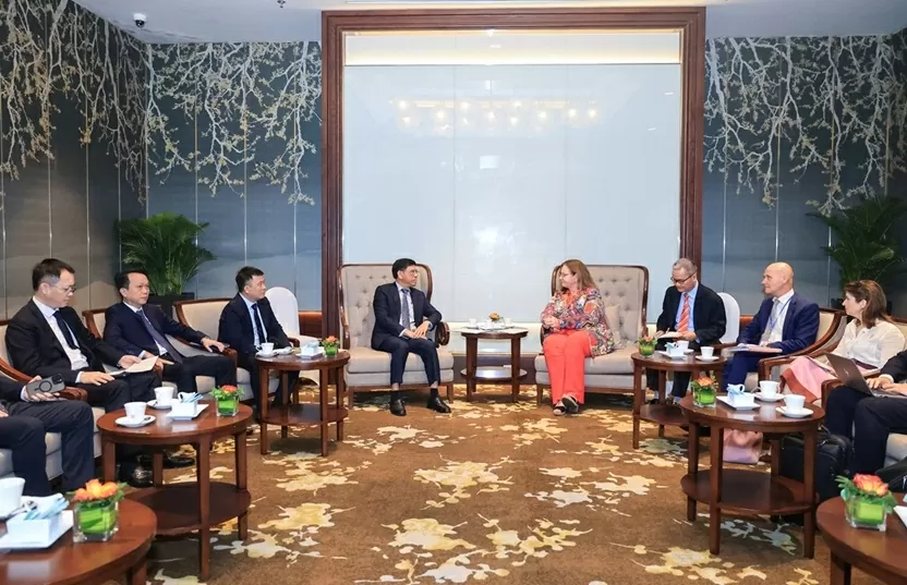 Thúc đẩy hợp tác Việt Nam - Hà Lan lĩnh vực hàng không, hàng hải Thúc đẩy hợp tác Việt Nam - Hà Lan lĩnh vực hàng không, hàng hải