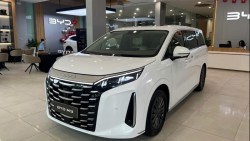 Cận cảnh BYD M9 mới ra mắt tại Việt Nam, giá từ 1,999 tỷ đồng