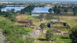 Lào phát hiện ngôi tháp cổ kiến trúc xưa