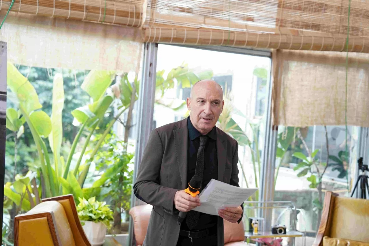 Ra mắt sách ảnh 'Hà Nội 1987' - Bức thư từ quá khứ