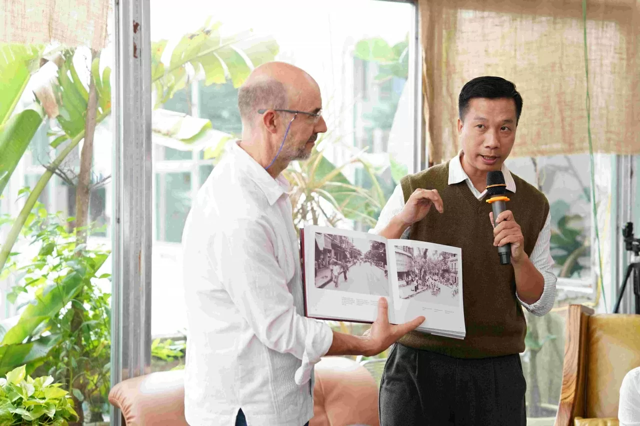 Ra mắt sách ảnh Hà Nội 1987 - Bức thư từ quá khứ