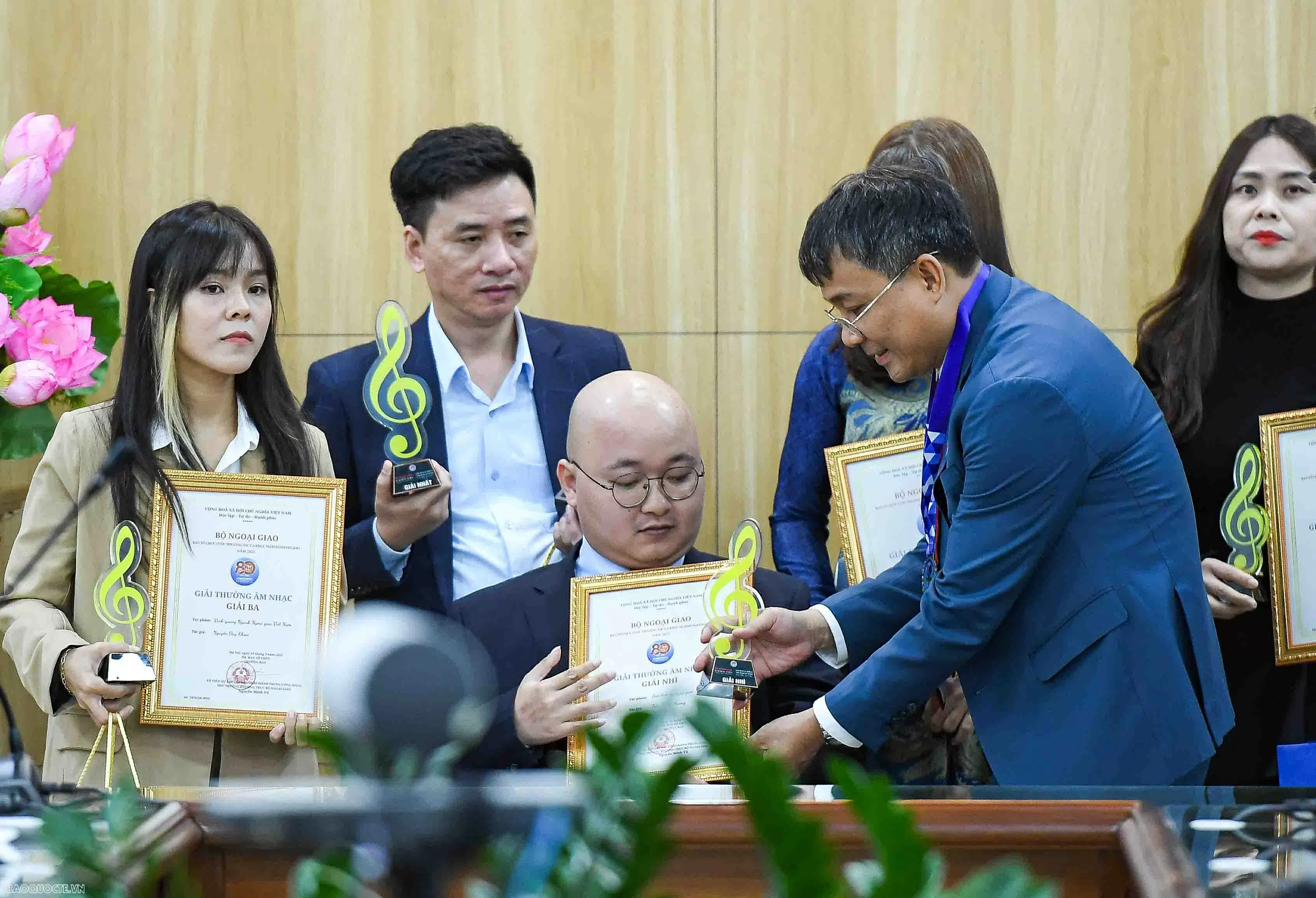 Trao giải cuộc thi sáng tác ca khúc ngành Ngoại giao và các cuộc thi phong trào nhân kỷ niệm 80 năm thành lập Ngành