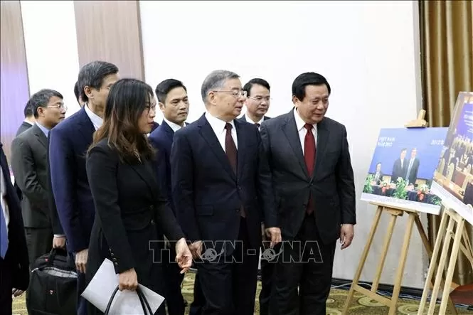 Trung Quốc luôn ưu tiên phát triển quan hệ với Việt Nam trong chính sách ngoại giao láng giềng Trung Quốc luôn ưu tiên phát triển quan hệ với Việt Nam trong chính sách ngoại giao láng giềng