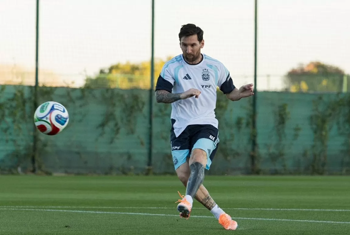 Angola chi đậm để được thi đấu với đội tuyển Argentina và Messi