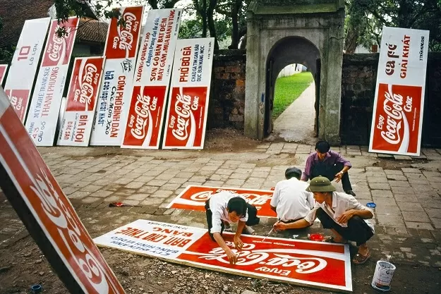 Một Việt Nam đang đổi thay qua ống kính nhiếp ảnh gia Catherine Karnow