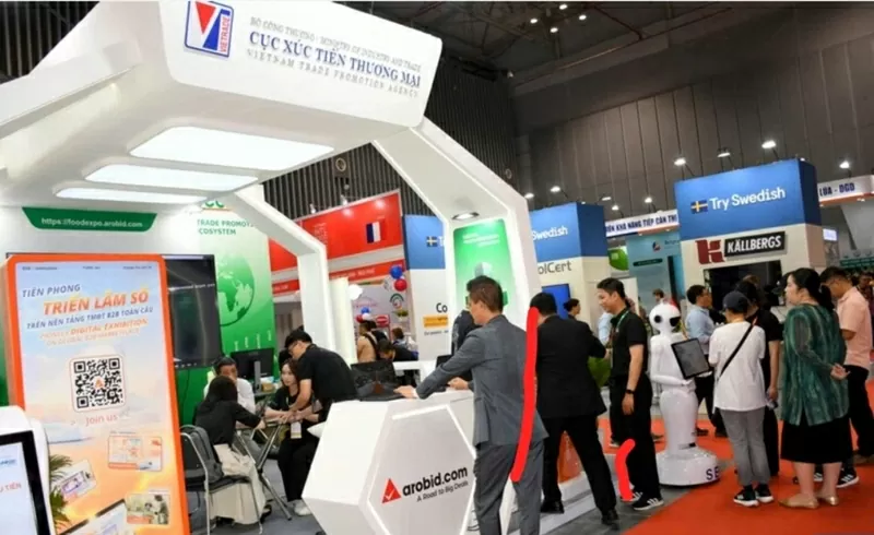 Đặc biệt, lần đầu tiên Triển lãm trực tuyến VIETNAM FOODEXPO 2025 chính thức ra mắt trên nền tảng Arobid TradeXpo, đánh dấu bước tiến quan trọng trong hành trình số hóa hoạt động xúc tiến thương mại Việt Nam. Đặc biệt, lần đầu tiên Triển lãm trực tuyến VIETNAM FOODEXPO 2025 chính thức ra mắt trên nền tảng Arobid TradeXpo, đánh dấu bước tiến quan trọng trong hành trình số hóa hoạt động xúc tiến thương mại Việt Nam.