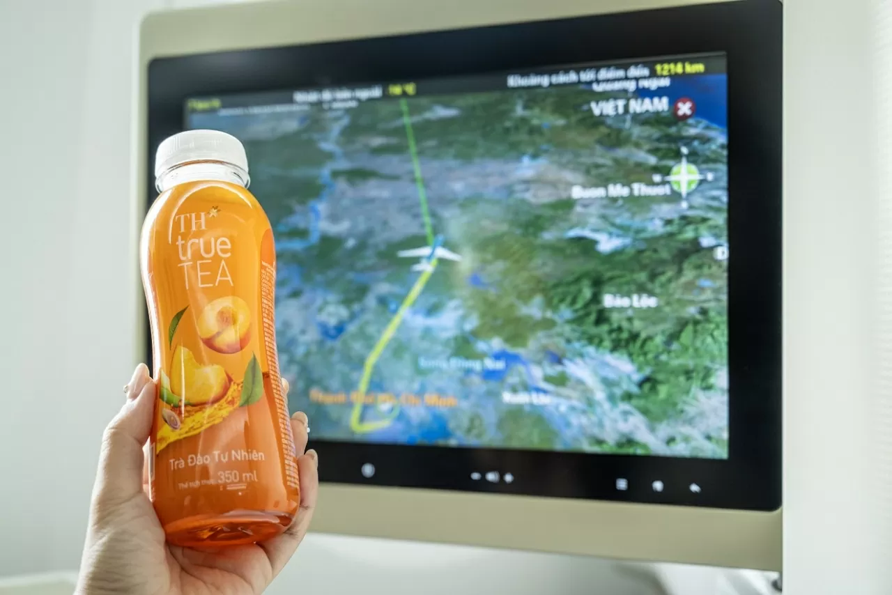 Trải nghiệm sản phẩm cao cấp, hoàn toàn từ thiên nhiên của TH trên các chuyến bay Vietnam Airlines