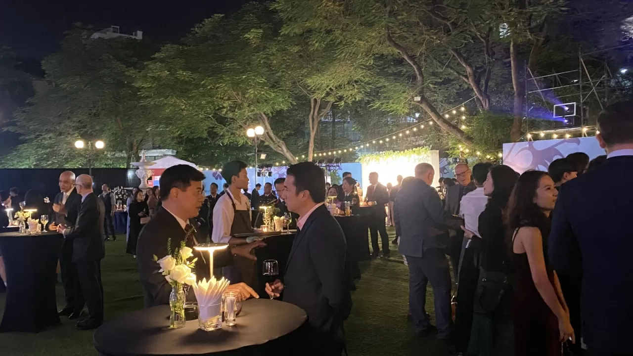 Sinh nhật Vua Anh Sinh nhật Vua Anh