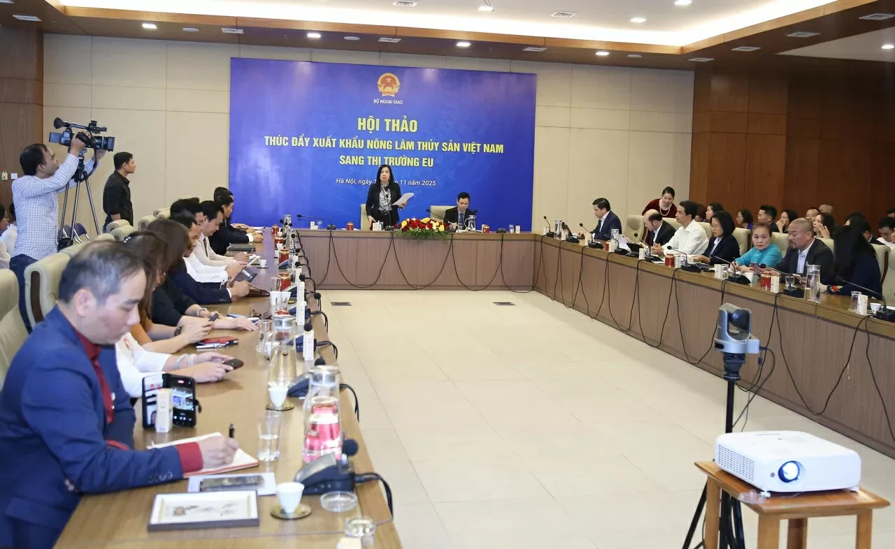 Toàn cảnh hội thảo “Thúc đẩy xuất khẩu nông lâm thuỷ sản Việt Nam sang thị trường EU” . (Ảnh: Thành Long)