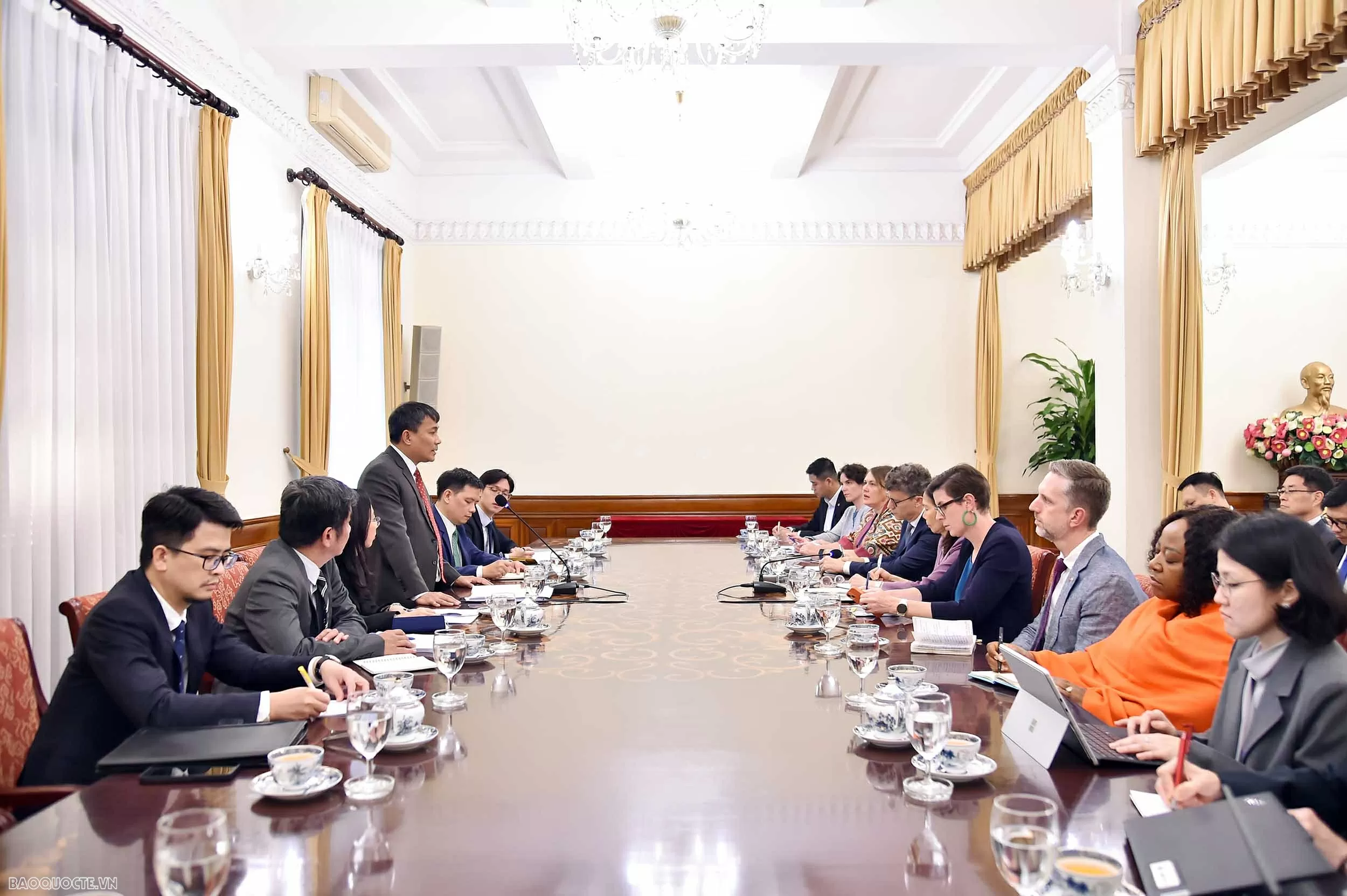 Việt Nam-Liên hợp quốc cùng mong muốn đặt người dân ở trung tâm của tiến trình phát triển Việt Nam-Liên hợp quốc cùng chia sẻ tầm nhìn về đặt người dân ở vị trí trung tâm của mọi quá trình phát triển