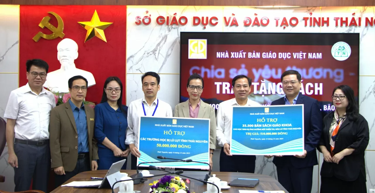NXB Giáo dục Việt Nam hỗ trợ sách giáo khoa cho Thái Nguyên sau bão NXB Giáo dục Việt Nam hỗ trợ sách giáo khoa cho Thái Nguyên sau bão