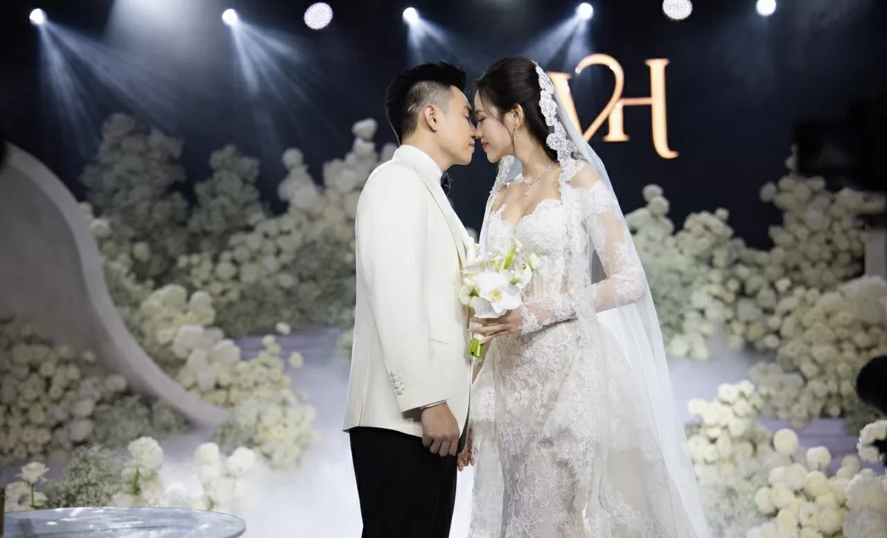 Hoa hậu Đỗ Thị Hà xả loạt ảnh cưới đẹp nên thơ