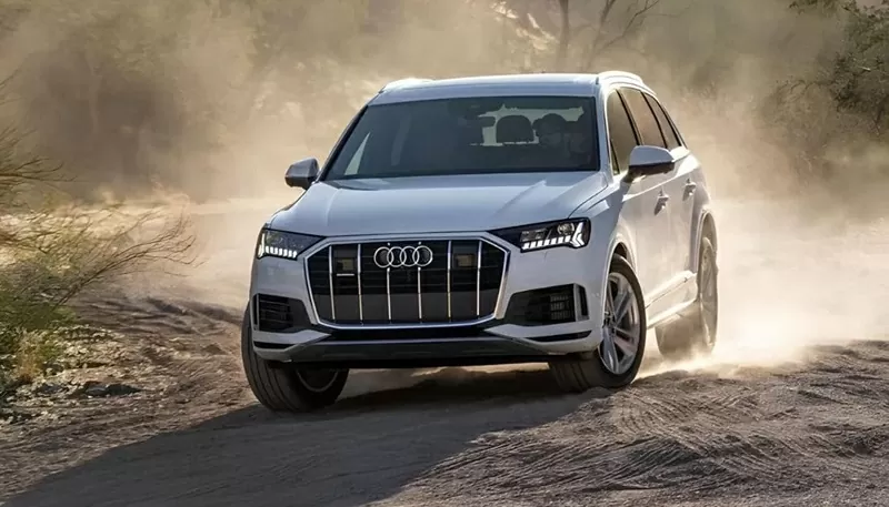 Cập nhật bảng giá xe hãng Audi mới nhất tháng 11/2025.