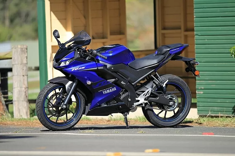 Cập nhật bảng giá xe Yamaha YZF-R15 mới nhất tháng 11/2025.