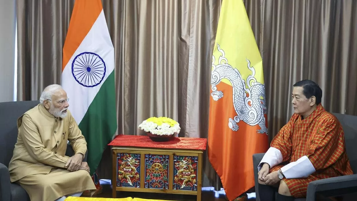 Thủ tướng Ấn Độ thăm Bhutan: Thông điệp gắn kết Thủ tướng Ấn Độ thăm Bhutan: Thông điệp gắn kết