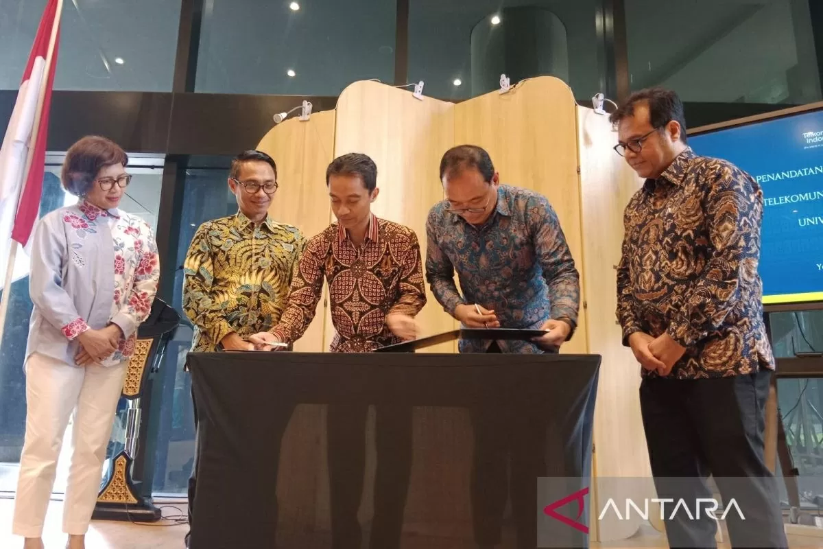 Indonesia nhân rộng mô hình thành lập trung tâm AI xuất sắc tại các trường đại học Indonesia nhân rộng mô hình thành lập trung tâm AI xuất sắc tại các trường đại học