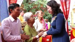 Phó Chủ tịch nước Võ Thị Ánh Xuân dự Ngày hội Đại đoàn kết toàn dân tộc năm 2025 tại tỉnh Vĩnh Long