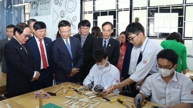 Phó Thủ tướng Chính phủ Lê Thành Long: Cần đổi mới toàn diện giáo dục và đào tạo, quan tâm bồi dưỡng nhân tài