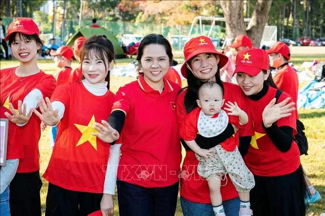 Ngày hội Đại đoàn kết toàn dân tộc đầu tiên của cộng đồng người Việt ở nước ngoài Ngày hội Đại đoàn kết toàn dân tộc đầu tiên của cộng đồng người Việt ở nước ngoài