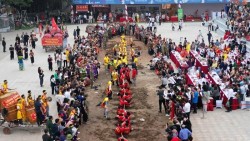 Giao lưu và trình diễn thực hành di sản văn hóa phi vật thể nghi lễ, trò chơi kéo co tại Hà Nội