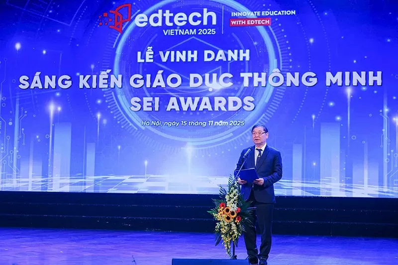 Vinh danh 'Sáng kiến giáo dục thông minh – SEI Awards' lần thứ Ba, năm 2025 Vinh danh 'Sáng kiến giáo dục thông minh – SEI Awards' lần thứ Ba, năm 2025