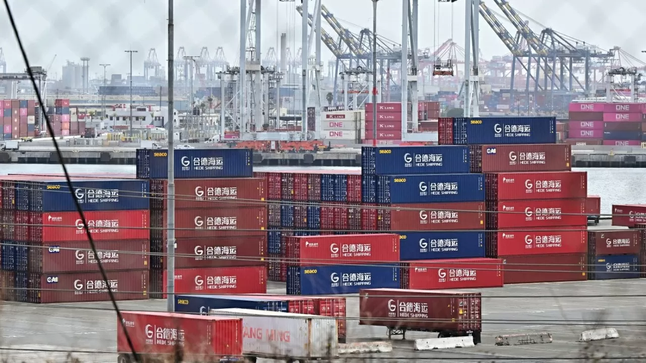Trung Quốc sử dụng sức mạnh thương mại để đối phó với thuế quan Mỹ Trung Quốc sử dụng sức mạnh thương mại để đối phó với thuế quan Mỹ