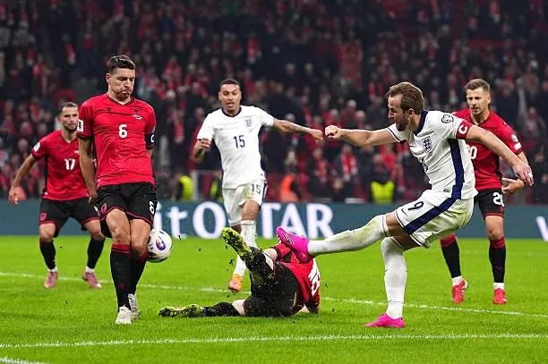 Albania 0-2 Anh: Harry Kane vượt huyền thoại Pele