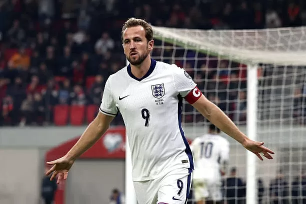 Albania 0-2 Anh: Harry Kane vượt huyền thoại Pele