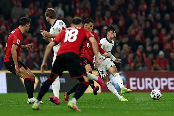 Albania 0-2 Anh: Harry Kane vượt huyền thoại Pele