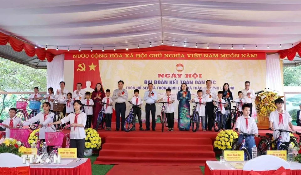 Thường trực Ban Bí thư: Tỉnh Lào Cai tiếp tục tăng cường sức mạnh đại đoàn kết Thường trực Ban Bí thư: Tỉnh Lào Cai tiếp tục tăng cường sức mạnh đại đoàn kết