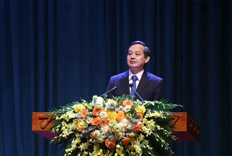  Tân Chủ tịch UBND tỉnh Bắc Ninh Phạm Hoàng Sơn phát biểu nhận nhiệm vụ. (Nguồn: TTXVN)