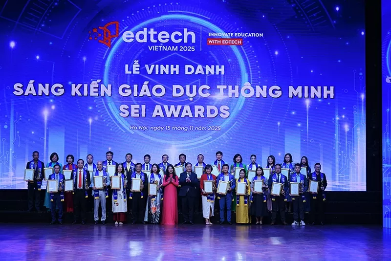Agribank ghi dấu ấn tại Lễ vinh danh Sáng kiến Giáo dục Thông minh   SEI Awards năm 2025