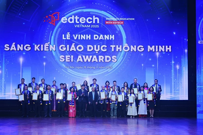 Agribank ghi dấu ấn tại Lễ vinh danh Sáng kiến Giáo dục Thông minh - SEI Awards năm 2025 Agribank ghi dấu ấn tại Lễ vinh danh Sáng kiến Giáo dục Thông minh SEI Awards năm 2025