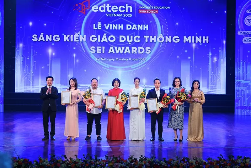 Agribank ghi dấu ấn tại Lễ vinh danh Sáng kiến Giáo dục Thông minh - SEI Awards năm 2025 Agribank ghi dấu ấn tại Lễ vinh danh Sáng kiến Giáo dục Thông minh - SEI Awards năm 2025