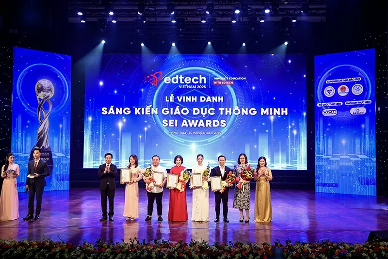 Giải thưởng ghi nhận hành trình mang công nghệ AI đến với học sinh Việt Nam