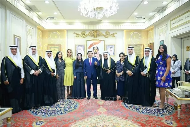 Thủ tướng Phạm Minh Chính thăm nguyên Thủ tướng Kuwait Thủ tướng Phạm Minh Chính thăm nguyên Thủ tướng Kuwait