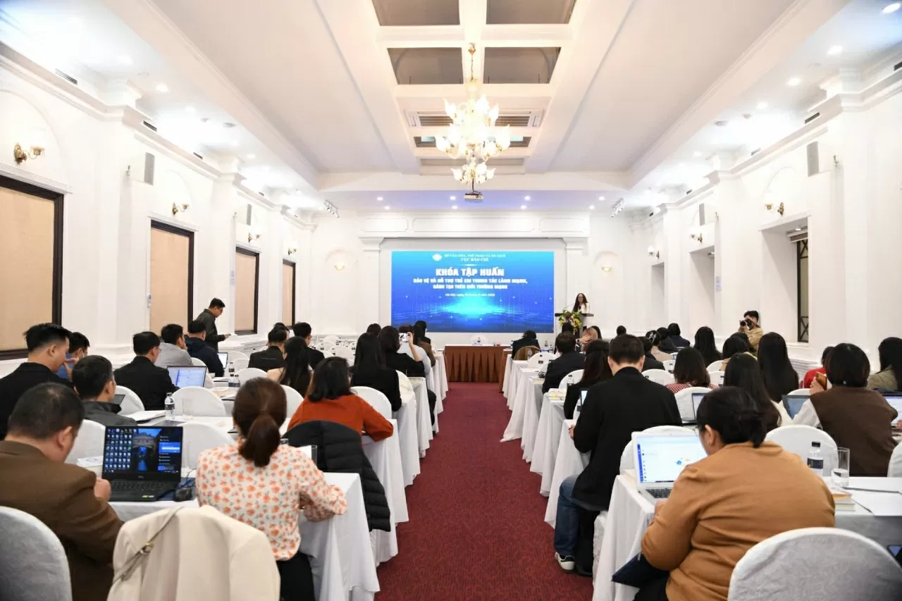Nâng cao năng lực của truyền thông trong bảo vệ trẻ em trên không gian mạng