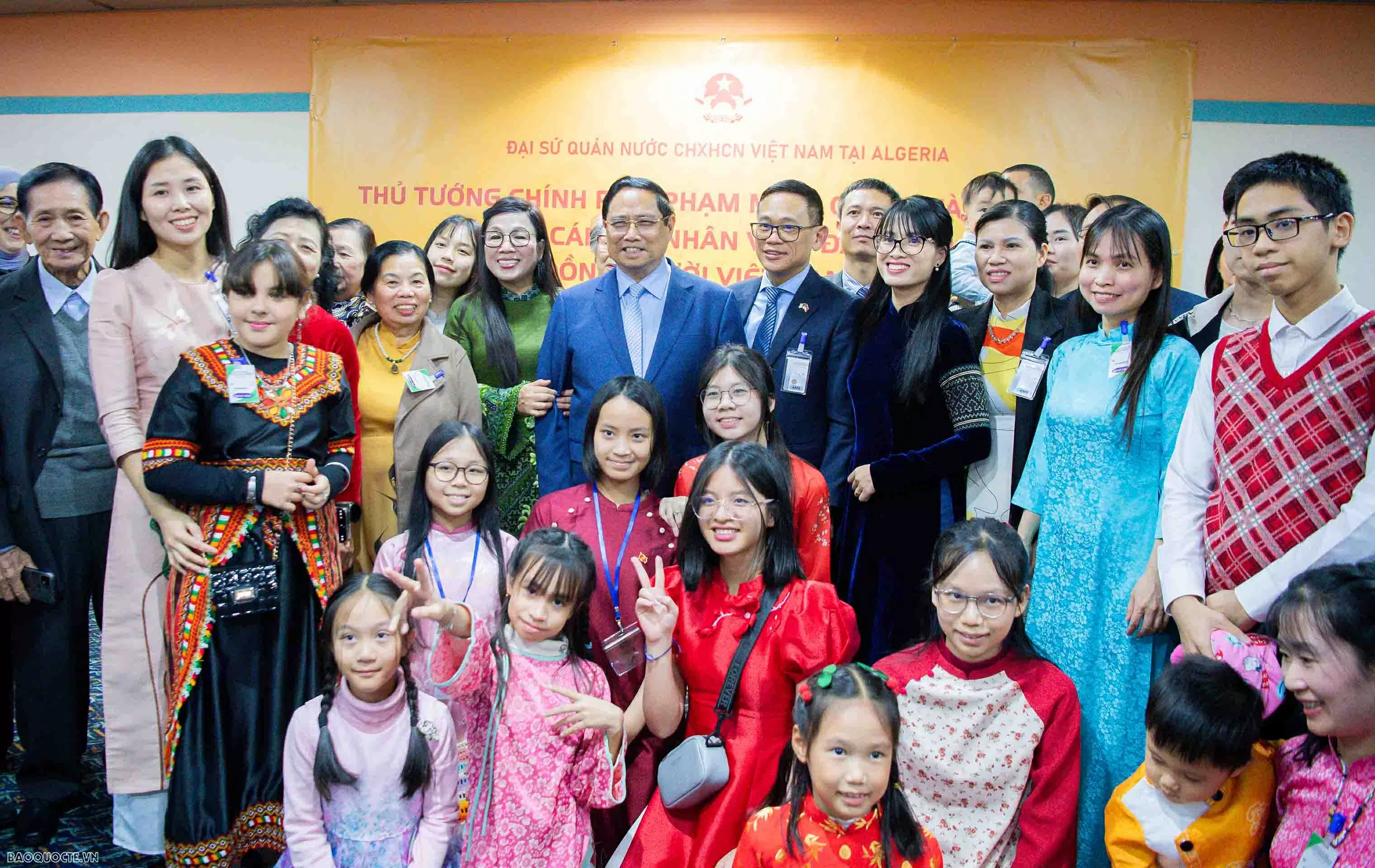 Thủ tướng: Tình dân tộc, nghĩa đồng bào là tài sản vô giá của đất nước ta trong mọi hoàn cảnh