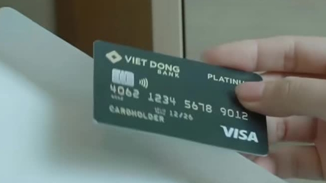 Lằn ranh tập 14: Thu phát hiện chiếc thẻ đen bí ẩn trong viện