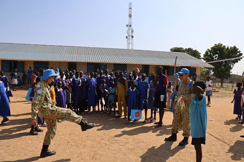 Bệnh viện dã chiến Việt Nam đồng hành với sự nghiệp giáo dục tại Nam Sudan