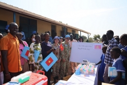 Bệnh viện dã chiến Việt Nam đồng hành với sự nghiệp giáo dục tại Nam Sudan